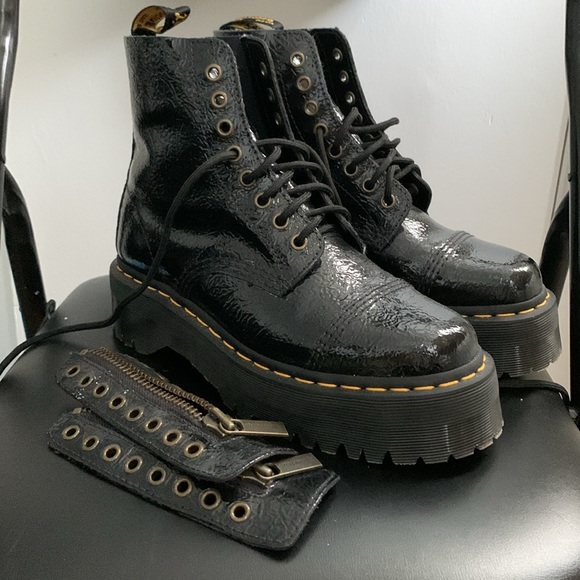 **SOLD** Dr Marten’s Sinclair platform distressed patent leather - Picture 2 of 6
